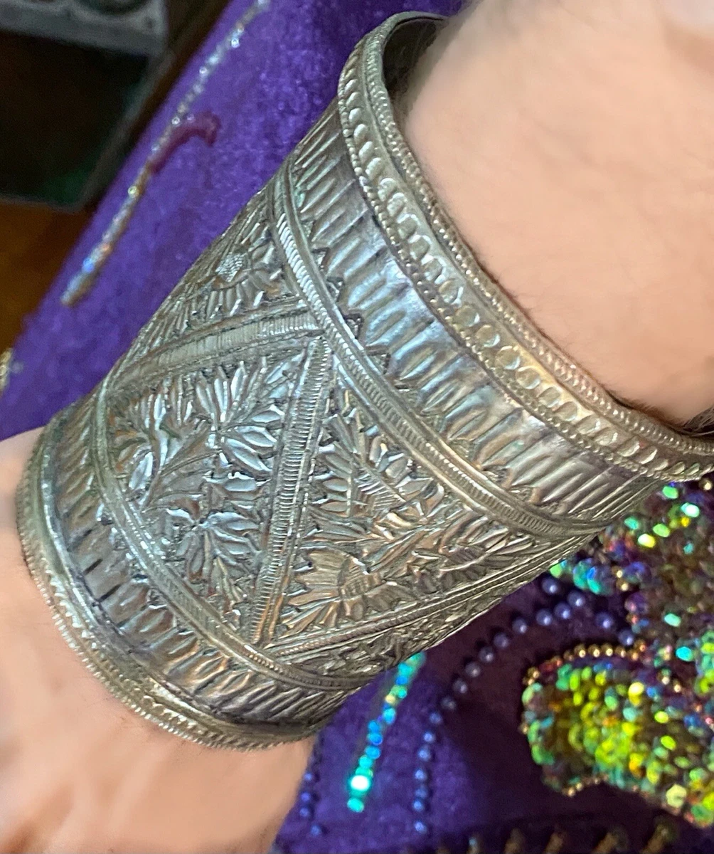 Ethnic Indian Silver Bracelet from India - Hinged – Cosmic Norbu