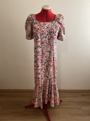 Vintage Hawaiian Muumuu by Xina Ann