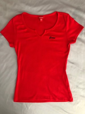 GUESS Yara Logo Notched V-Neck Ribbed Tee Size S Ruby Red