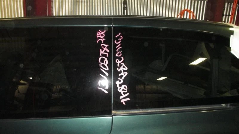 Chasis ECM Transmisión Diestro Compartimiento Motor Se Adapta a 99 CARAVANA 176555 Foto 4 de 4