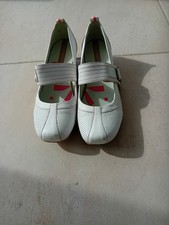 Kangaroos Lady's Leather Shoes Size 6uk Or Eur 39