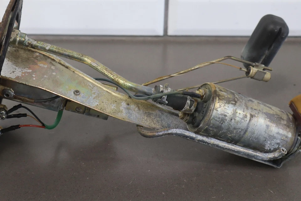 Bomba de combustible Toyota Land Cruiser 1991-1992 OEM *probada en video* Foto 3 de 4