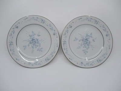 NORITAKE CAROLYN - 2 BREAD & BUTTER PLATES -  6 3/8''  0305D