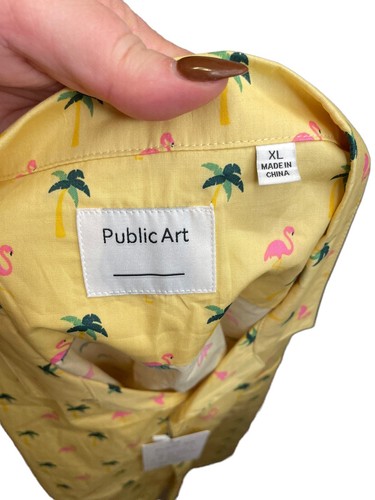 Public Art Flamingo Palm Men’s Yellow Short Sleeve Shirt Size XL - Picture 6 of 8