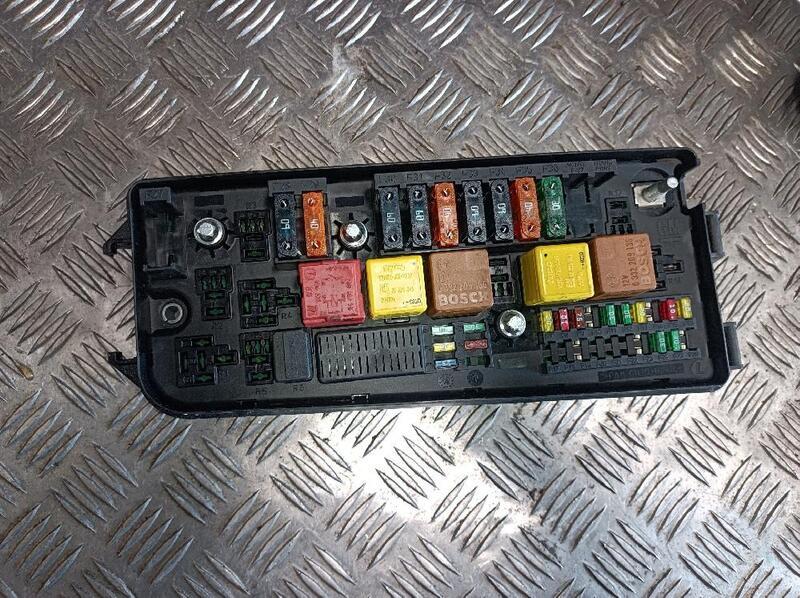 T 13112918AK 230902 fuse box for OPEL VECTRA C BERLINA 2002 | eBay
