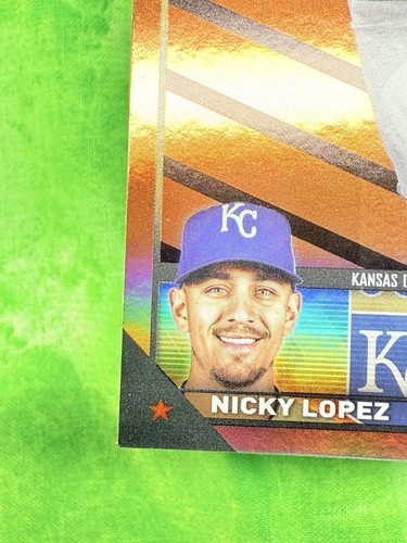 Nicky Lopez - Holiday Foil - 2023 Topps Update #US151 Kansas City Royals - Picture 6 of 11