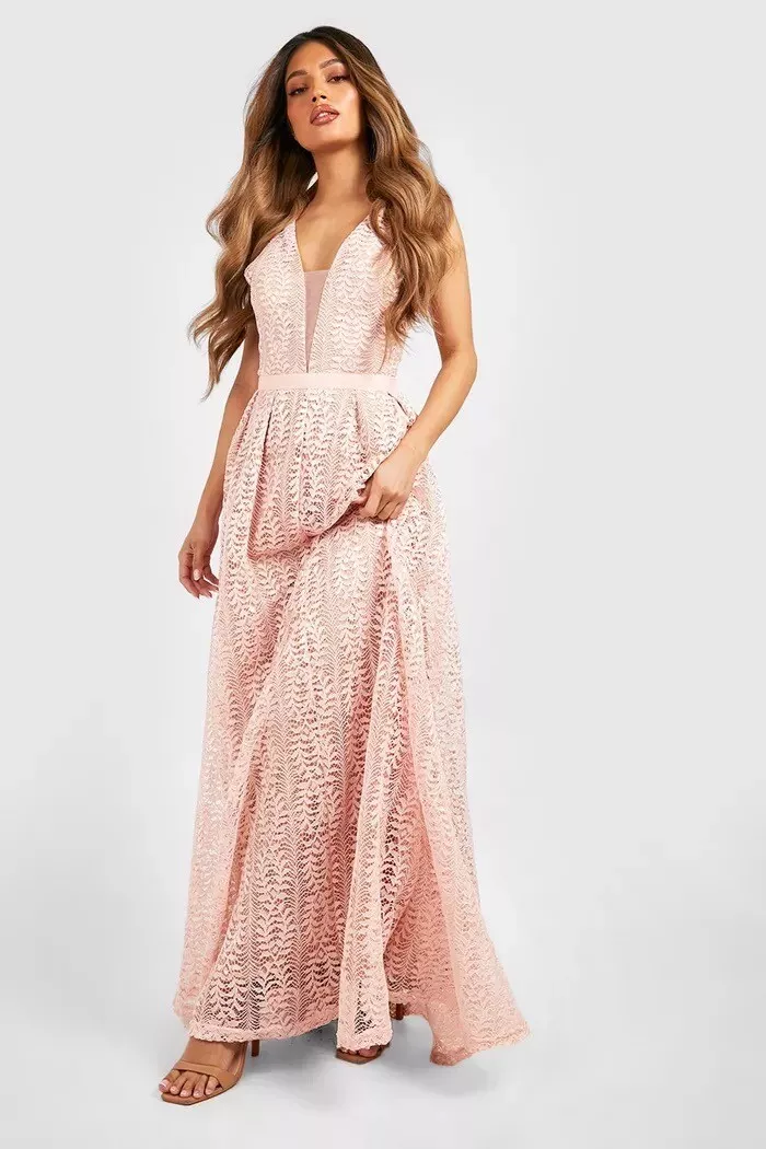 NWT Boohoo Boutique Lace Plunge Bridesmaid Maxi Dress In Pink Size