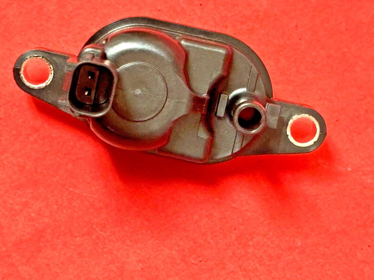 Vapor Canister Purge Solenoid Denso 136200-7000 for Honda Civic