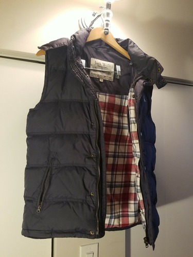 MENS JACK WILLS NAVY DOWN VEST HOODED 