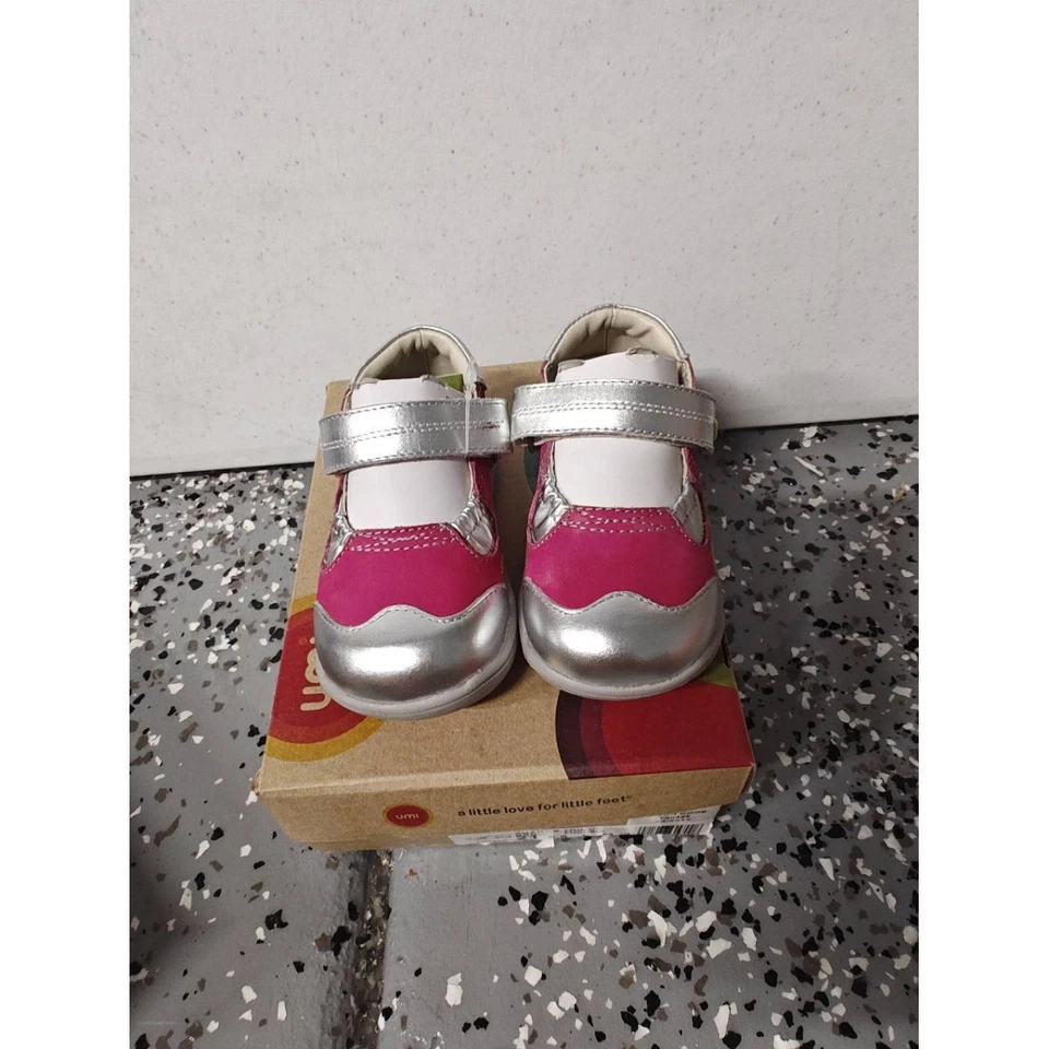 Umi Trincy Mary Jane Pisos Fucsia Rosa Plata EE. UU. 5,5 Caminante Foto 4 de 4