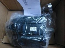 1PC New Yaskawa SGMSH-10DCA6H-OY Servo Motor