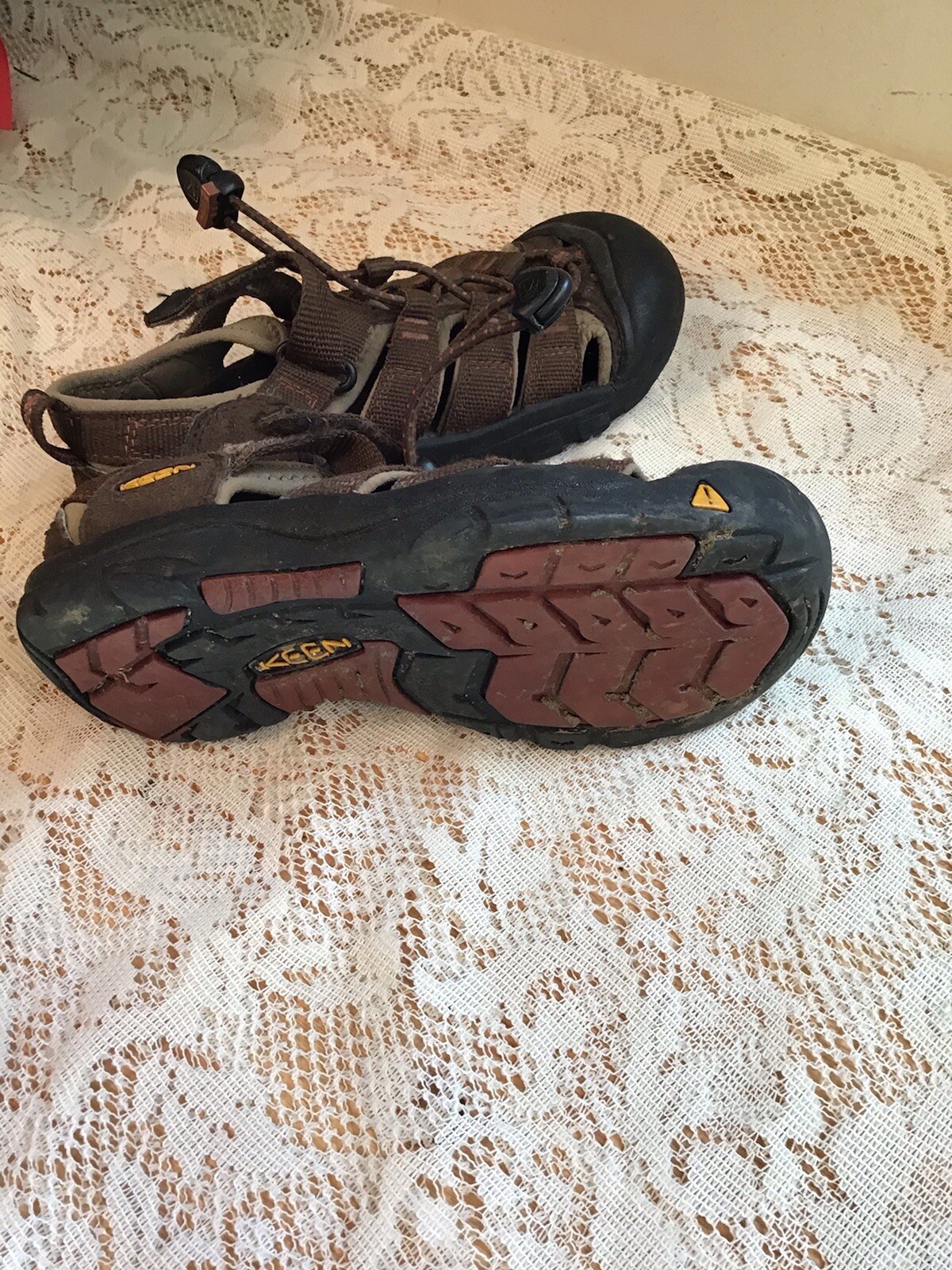 Sandali marroni Keen TAGLIA 2 IMPERMEABILI slip on Cravatta elastica Escursionismo estivo