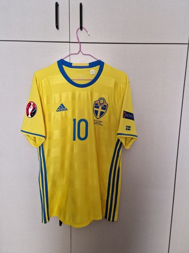 EURO 2016 SWEDEN HOME SHIRT #10 IBRAHIMOVIC