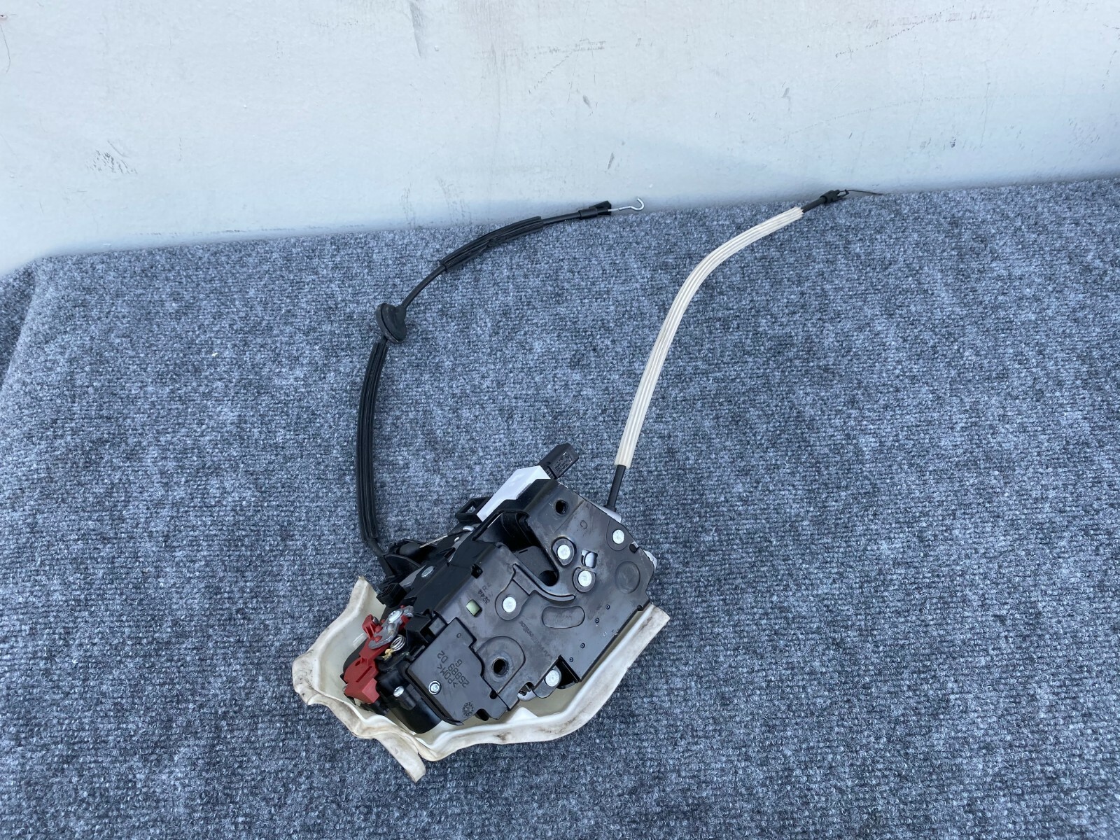 Bentley Flying Spur 2006-2012 FRONT+RIGHT Door latch