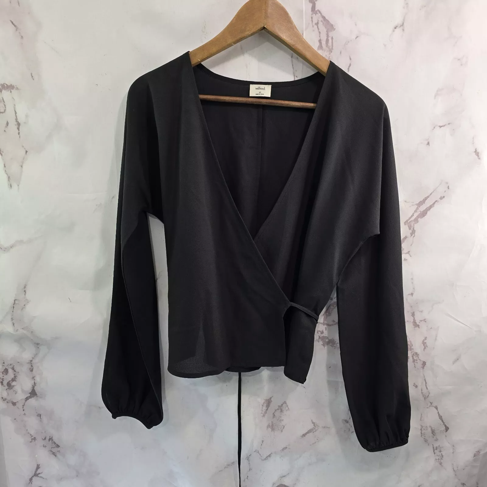 aritzia cardigan blouse wrap balloon postscript 