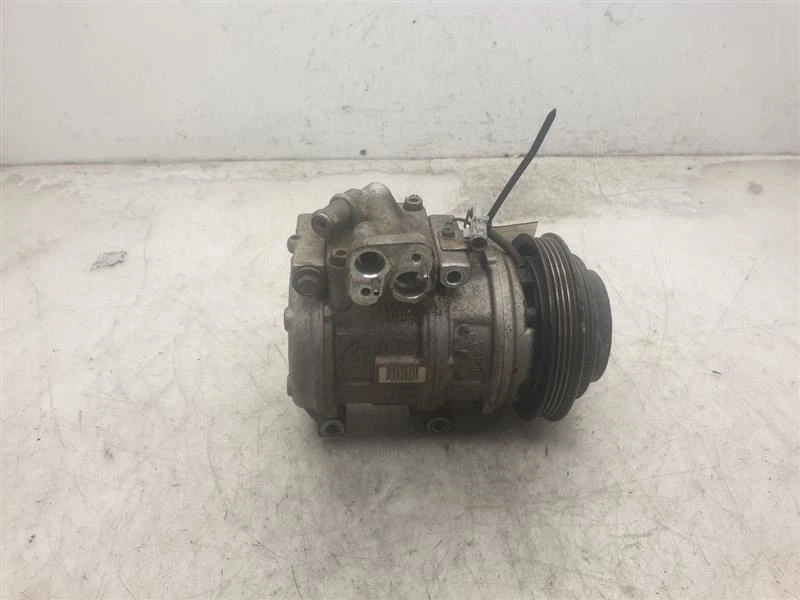 96-02 MONTAJE COMPRESOR TOYOTA 4 RUNNER SR5 5VZFE 3,4 L 4CYL AC  Foto 2 de 4