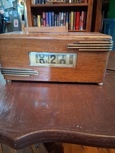 Vintage Lawson Electric Flip Clock Model 215 Untested