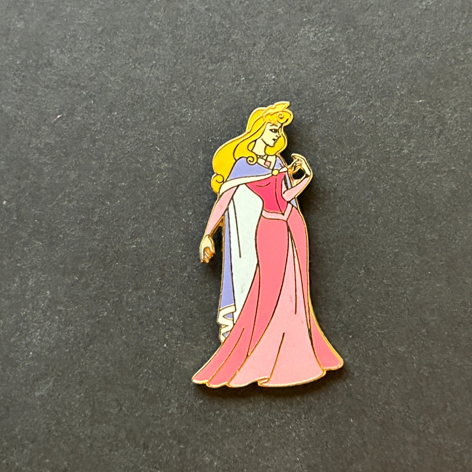 Jerry Leigh - Aurora Wearing Crown and Cape Disney Pin 51472