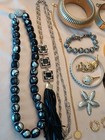 Vintage Signed 17 Pcs Jewelry Lot WHBM Donecraft RJ Graziano J Crew Tinn Stella  — photo 2
