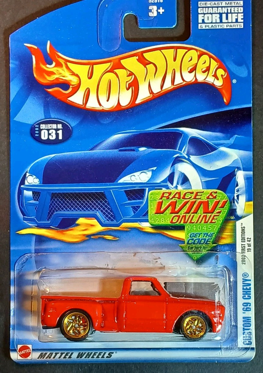 02 Hot Wheels #31 First Ed. #19 CUSTOM '69 CHEVY RED W/gold Custom Wheels+ Disc.-image