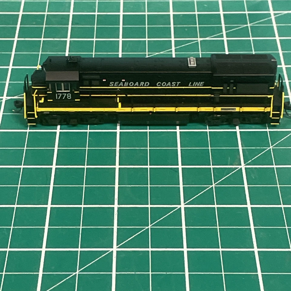New! N-Scale Atlas 40-005-936 U36B SCL W/ Sound $ 302.45 Make offer - Image 4 of 4