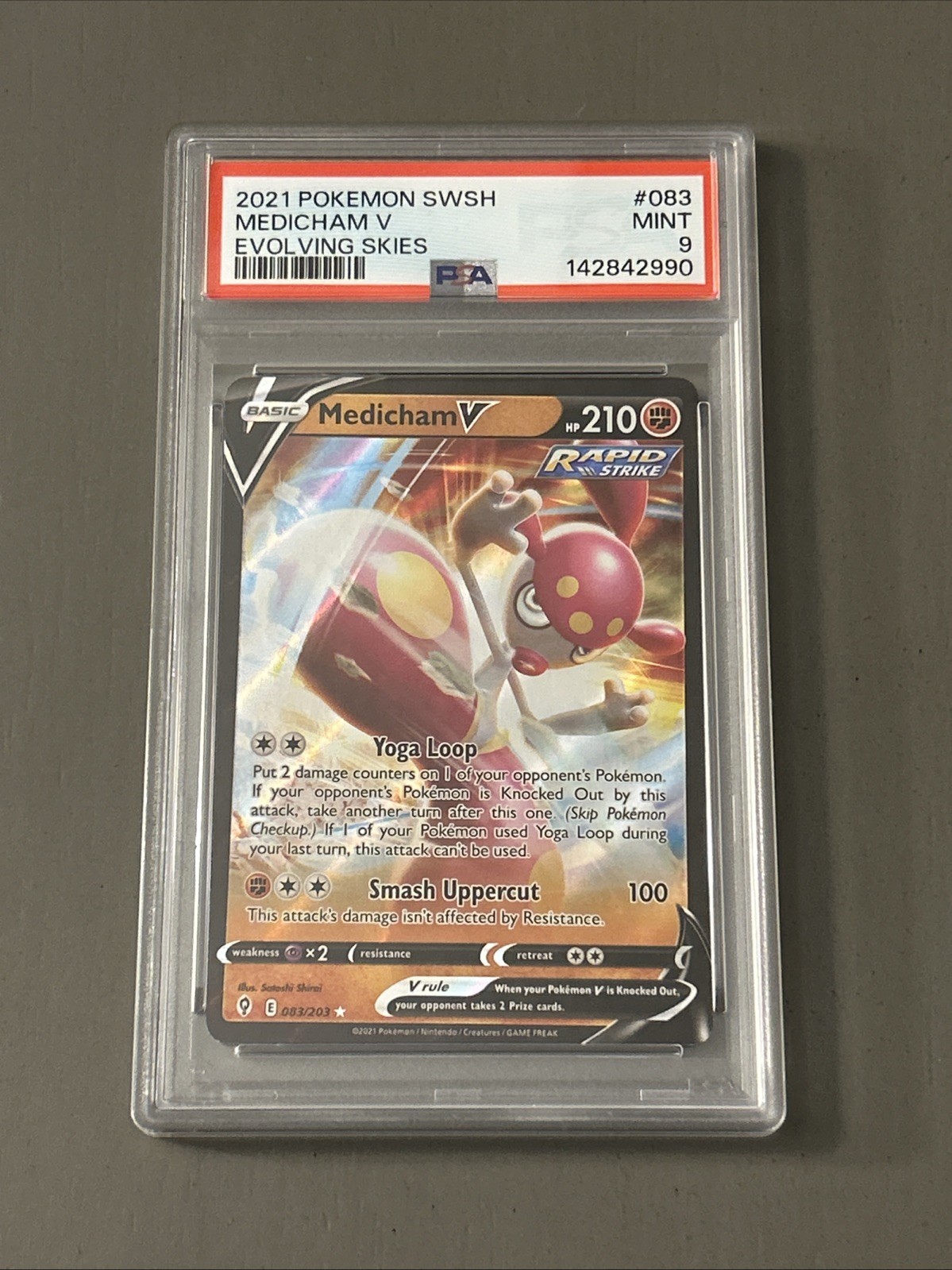 Pokemon TCG: Medicham V 083/203 SWSH07: Evolving Skies Holo PSA 9