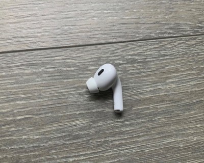 Apple AirPods Pro 2 - rechter Hörer als Ersatzteil (A3047)