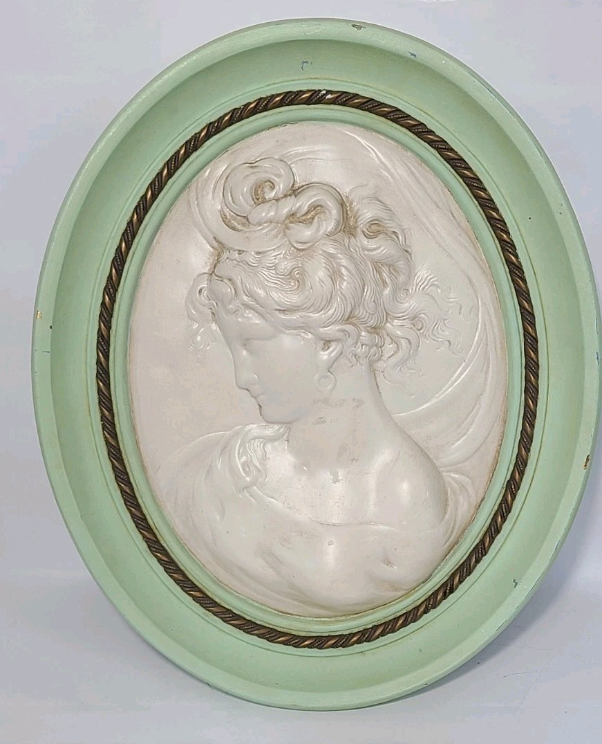 Vintage Alexander Backer (ABCO) Victorian Cameo Chalkware Wall