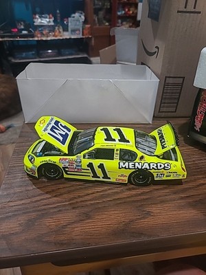 1:24 ACTION 2006 #8 MENARD'S JOHNS MANVILLE BUSCH SERIES PAUL MENARD DEI 1/2090