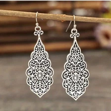  BRIGHTON BEACH  Silvery Carved Pattern Earrings