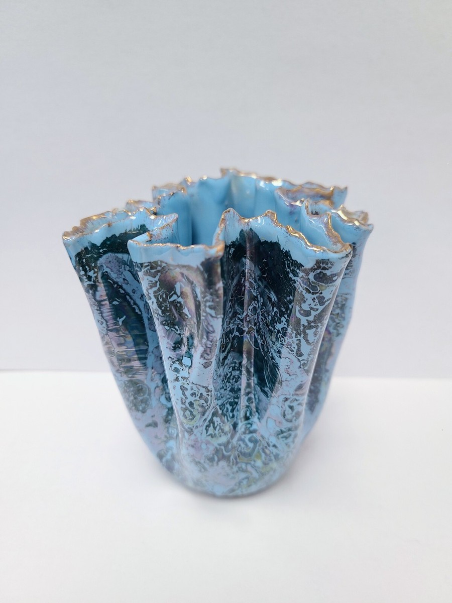 Vintage Italy 95/347 Glazed Handkerchief Vase Made In Italy Hand