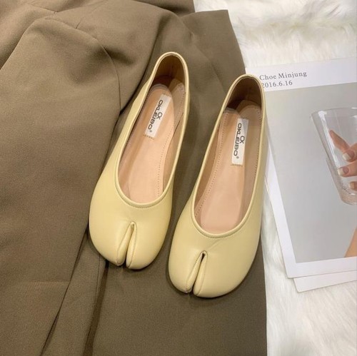Lady Flat Elegant Tabi Shoes Women Split Toe Flats Comfort Female Loafer Shoes! - Picture 7 of 8
