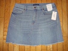 CALVIN KLEIN CK LADIE'S DENIM JEANS MIDRISE SKIRT SIZE 32 BNWT 59.50