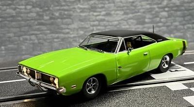 SCALEXTRIC - SUPERSLOT 1/32 Dodge Charger RT Sublime Green Digital 132+Licht+Bremslicht+Ready To Race