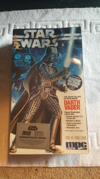 darth vader muñeco grande