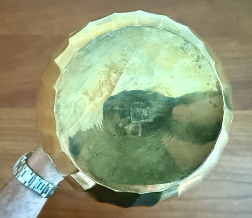 French Art Deco 1920’s Heavy Chunky Solid Hand Hammered Brass Center Piece Vase - Picture 15 of 15