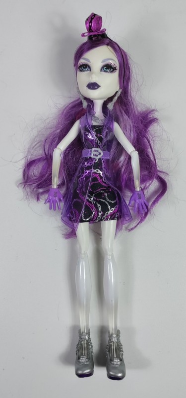 Mattel Gen 1 Monster High Ghouls Night Out Spectra Vondergeist Doll