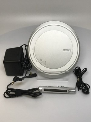 SONY ポータブルCDプレーヤー D-EJ1000 Vintage 2002 Sony CD Walkman Portable Compact Disc Player - Silver