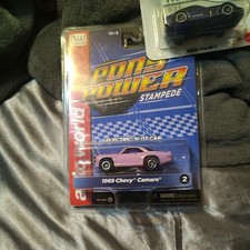 Auto World Xtraction SC410-2A 1969 Chevy Camaro Orchid  Black HO Scale Slot C