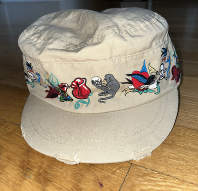 Beige Graphic Statement Cap Animals Hearts Daggers Medium/Large NWT Y2K