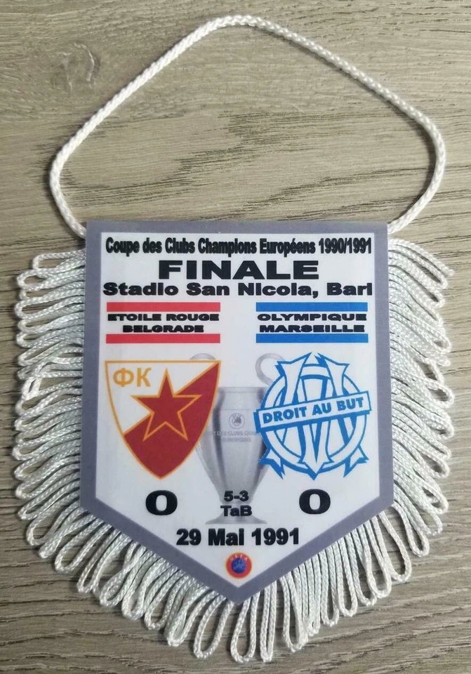 Fanion Final Coupe des Clubs Champions 1991 Etoile Rouge Belgrade - OM Marseille - Photo 1/1