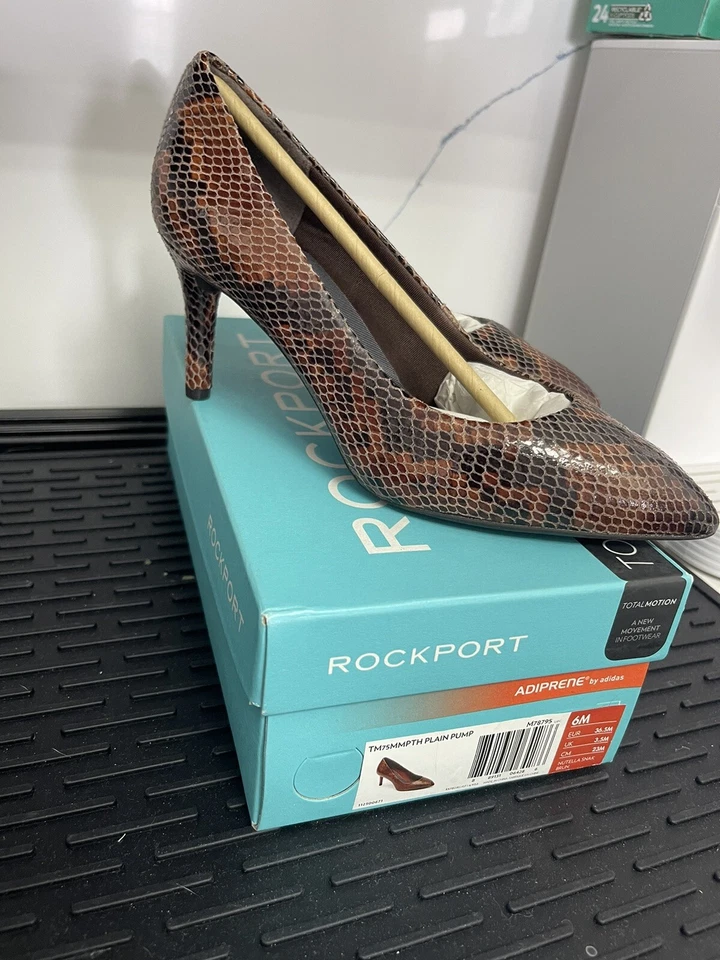 Bomba para mujer Rockport 75 mm Total Motion talla 6M M78795 Nutella Snake Brun nueva en caja Foto 3 de 4