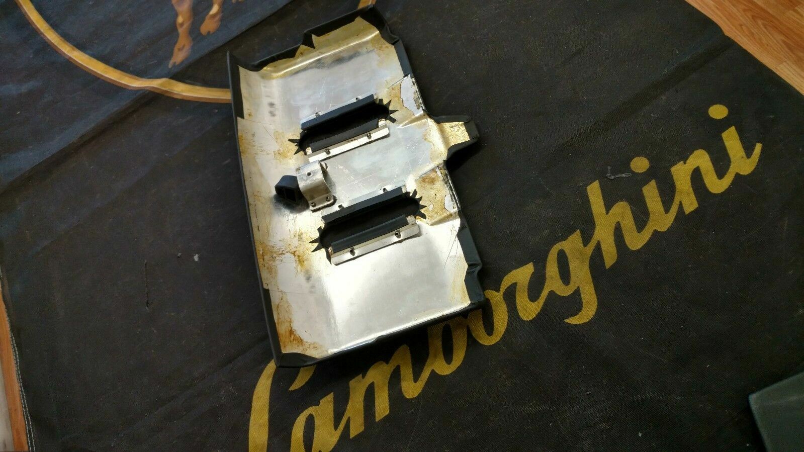 LAMBORGHINI MURCIELAGO INTERIOR BACK SEAT BELT COVER PANEL TRIM OEM 418858670