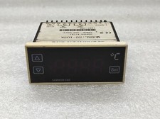 SAMWON ENG SU-105K TEMPERATURE CONTROLLER AC100-240V