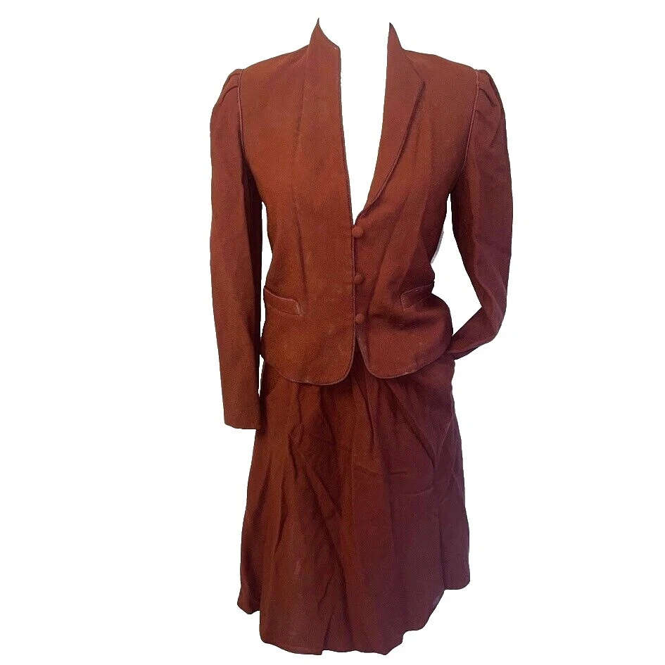 Casual 1950s Vintage Suits, Sets & Suit Separates for Women