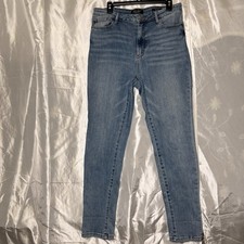 Judy Blue Boyfriend Relaxed Fit Medium Wash Raw Hem Jeans 13/31