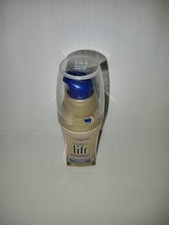 Loreal Visible Lift Serum Absolute Foundation...