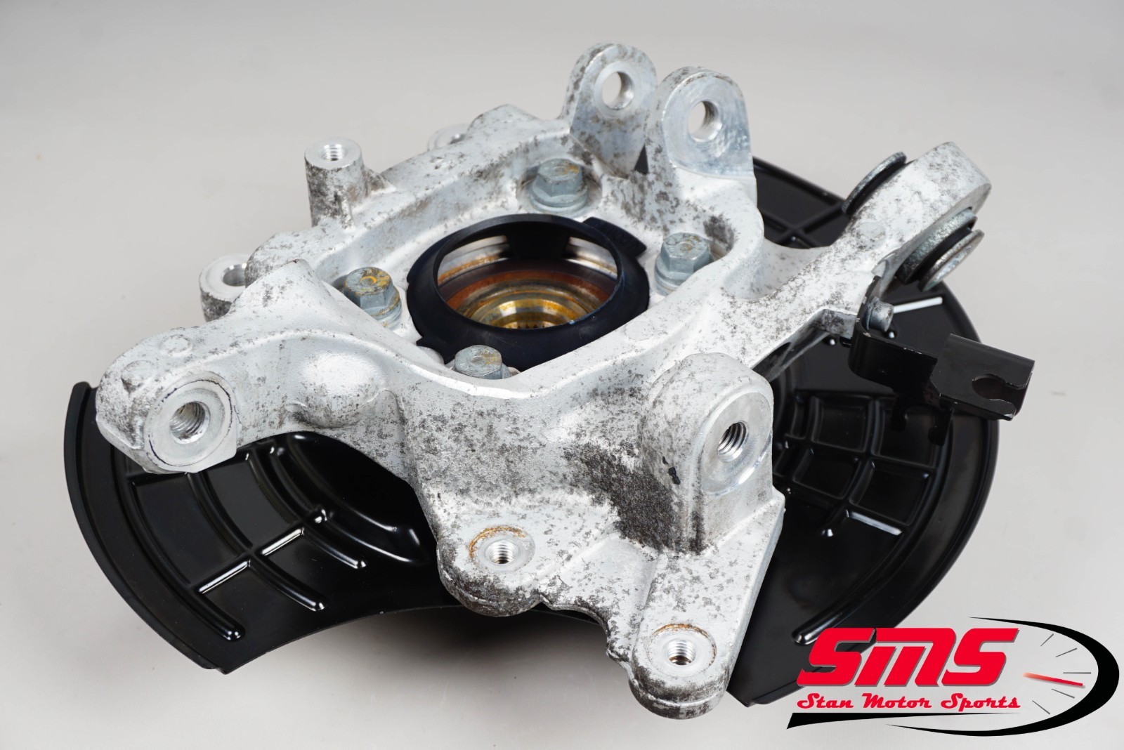 18-24 Maserati Quattroporte Ghibli M156 SQ4 Rear Right Hub Spindle Knuckle RH