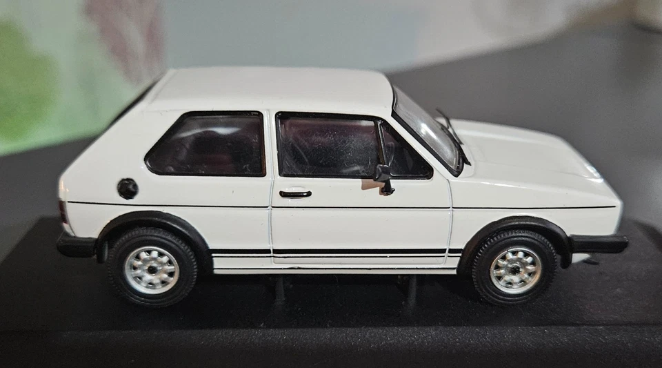 1/43 Boxed Model Corgi Vanguards VA12007 VW Golf GTI MK1 Alpine White - Image 2 of 4