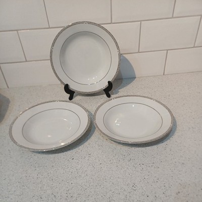 Royal Doulton Platin Design Suppenschüsseln/Nudelschalen x 3 Dreieck Design Rand, EU